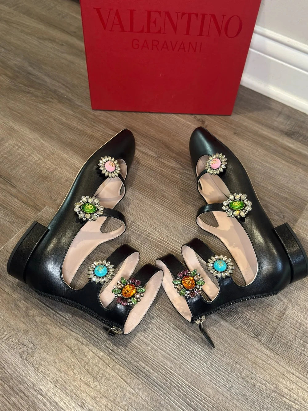 Valentino Garavani Preshoes Jewel Button Logo Ballerina Gladiator Zip Flats - Picture 9 of 16